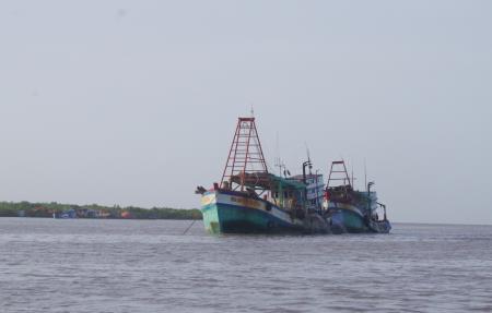 Chìm 2 tàu cá, 6 ngư dân được cứu vớt kịp thời