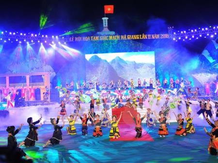 Lễ hội hoa Tam giác mạch 2016 thu hút khoảng 120.000 du khách
