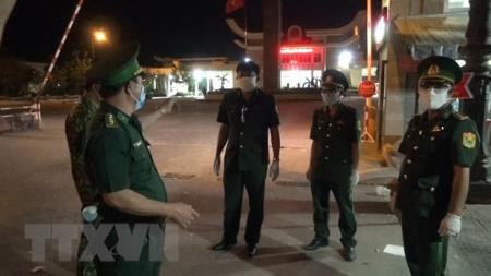 Tây Ninh ngừng hoạt động cửa khẩu phụ, đường mòn biên giới