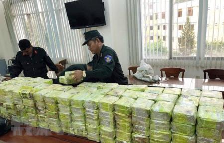 "Quyết tâm không để Việt Nam thành điểm trung chuyển ma túy quốc tế"