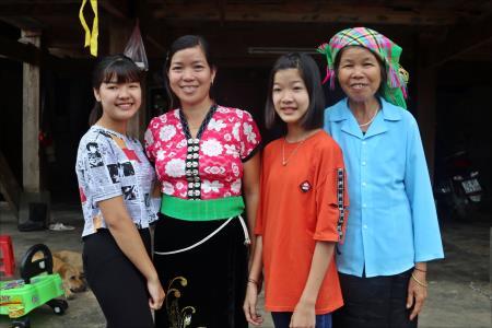 Công tác dân số ở vùng đồng bào dân tộc thiểu số: “Bình mới, rượu cũ”, tập tục khó đổi dời