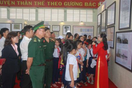 Triển lãm "Hoàng Sa, Trường Sa của Việt Nam-Những bằng chứng lịch sử và pháp lý”
