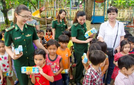 Vui cùng tiếng hát trẻ thơ