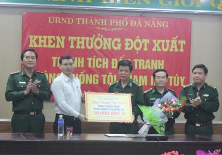 UBND TP Đà Nẵng khen thưởng BĐBP Đà Nẵng