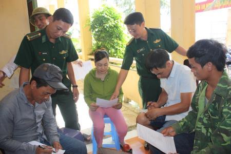 Hỗ trợ ngư dân Thái Bình khai thác, sử dụng hiệu quả thiết bị liên lạc tầm xa HF
