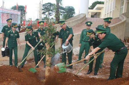 Sức Xuân trong nắng gió biên thùy