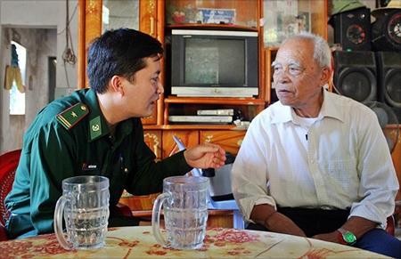"Cột mốc sống" ở Pa Nậm Cúm