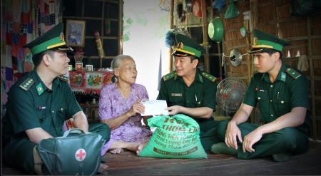 Đánh giá đảng viên đồn Biên phòng tham gia sinh hoạt chi bộ ở các xã biên giới