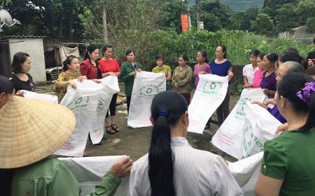 Nông dân đi học, gặt hái những “mùa vui”