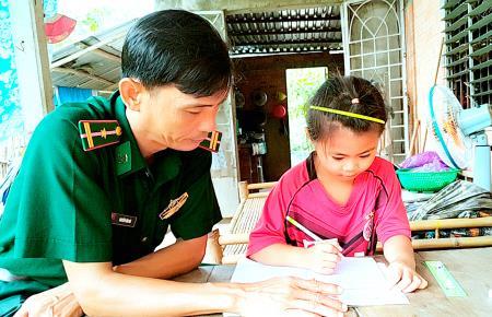 Ấm tình quân dân nơi biên giới