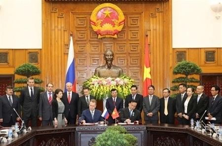 Việt - Nga thống nhất đẩy mạnh hợp tác kinh tế - thương mại