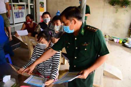 Tăng cường chống dịch Covid-19 trên tuyến biên giới Tây Nam