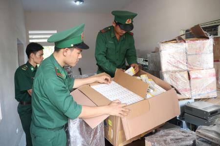 Hai ngày đêm bắt 2 vụ buôn lậu lớn tại biên giới An Giang