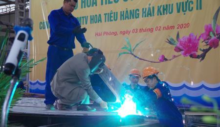Chăm lo tốt đời sống vật chất, tinh thần cho người lao động
