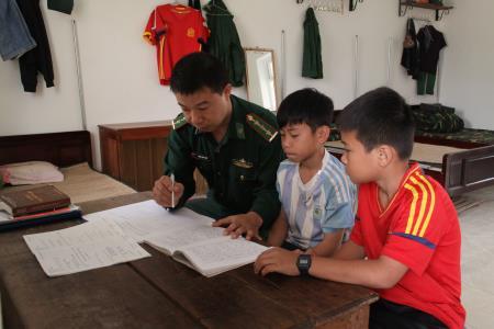 "Ươm mầm xanh" nơi biên cương xứ Thanh
