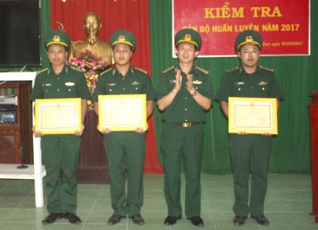 BĐBP Thừa Thiên Huế: Kiểm tra cán bộ huấn luyện năm 2017