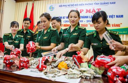 Sơ kết chương trình “Heo đất lòng vàng” của Hội Phụ nữ BĐBP Quảng Nam