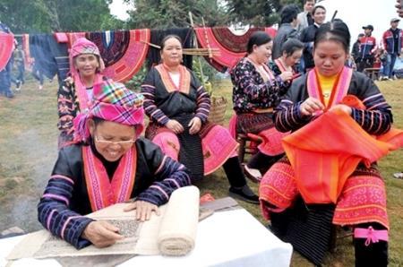 Vui quotXuân sum họpquot tại quotNgôi nhà chungquot