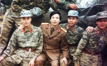 Người kể chuyện tình yêu biên giới bằng âm nhạc