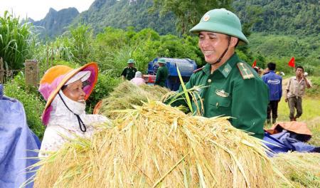 BĐBP Quảng Bình: Phát huy tốt vai trò của đảng viên phụ trách các hộ gia đình ở khu vực biên giới