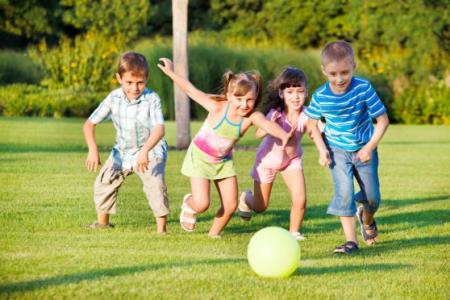 Đảm bảo các quyền cơ bản của trẻ em
