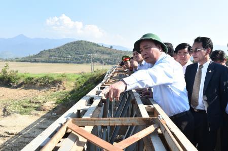 Đồng bào Tây Nguyên cần đoàn kết, hăng hái thi đua sản xuất, xây dựng thôn bản văn hóa