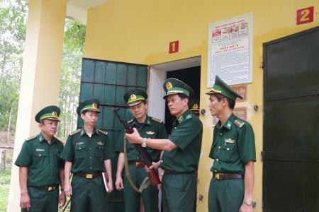 Kiểm tra toàn diện công tác biên phòng tại Đồn Biên phòng Cửa khẩu quốc tế La Lay