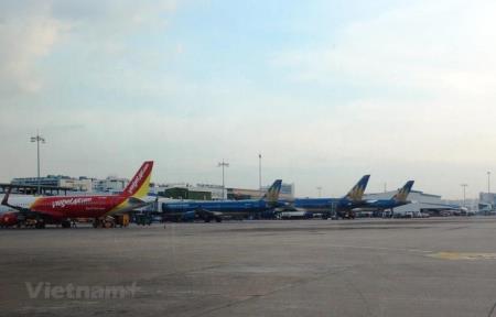 Bộ Y tế phát thông báo khẩn về 7 chuyến bay có người mắc COVID-19