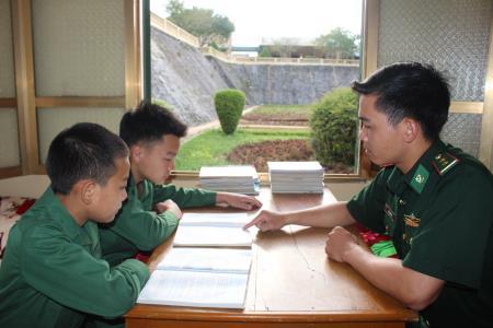 Lan tỏa sâu rộng Chương trình Nâng bước em tới trường
