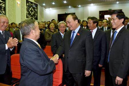 "Làm lãnh đạo mà chủ quan, tự mãn, xa dân thì khó thành công"