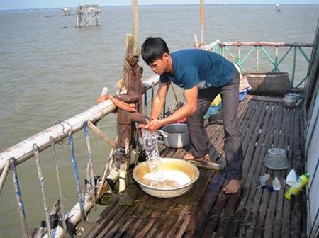Hưởng "quả ngọt" trên vùng nước mặn