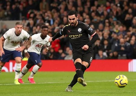 Man City trả giá đắt, Arsenal lập kỷ lục buồn sau 107 năm