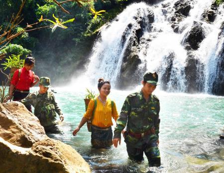 Sắt son tình quân dân nơi tuyến đầu biên giới