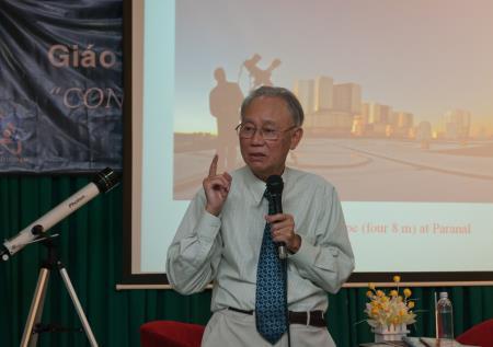 Nặng trĩu hai tiếng “cố hương”