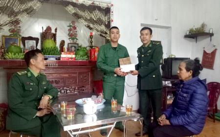 Câu chuyện đẹp trong ngày nhập ngũ