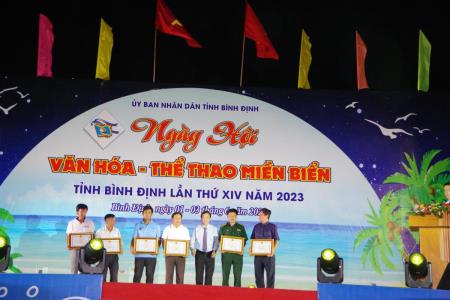 Ngày hội gắn kết tình quân dân khu vực biên giới biển Bình Định