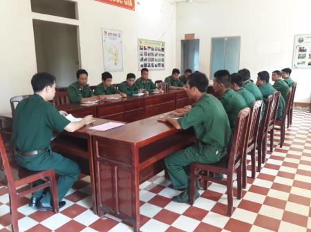 Nâng cao chất lượng sinh hoạt chính trị, tư tưởng, góp phần xây dựng đơn vị vững mạnh toàn diện Mẫu mực, tiêu biểu