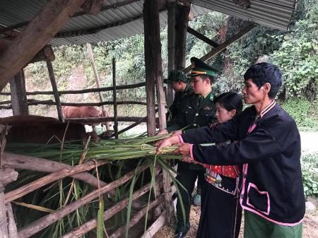 Sát cánh cùng người dân biên cương