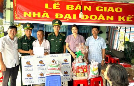 Khởi công xây dựng nhà cho hộ gia đình nghèo ở khu vực biên giới