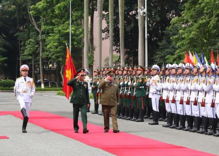 Bộ trưởng Bộ các Lực lượng vũ trang Cách mạng Cuba thăm chính thức Việt Nam