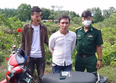 Cà Mau: Liên tiếp bắt giữ các đối tượng tàng trữ trái phép chất ma túy