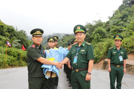 Chính thức diễn ra các hoạt động trong Chương trình Giao lưu sĩ quan trẻ Biên phòng Việt Nam - Lào lần thứ 2