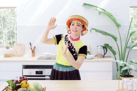 Ca sĩ Trang Nhung ra mắt ca khúc mang âm hưởng Tây Bắc nhân Ngày Gia đình Việt Nam