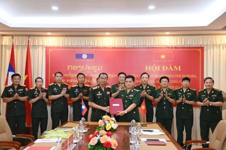 Tăng cường công tác phối hợp giữa Bộ Chỉ huy BĐBP Thanh Hóa và Bộ Chỉ huy Quân sự tỉnh Hủa Phăn