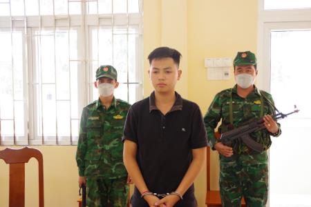 Phát hiện, bắt giữ đối tượng trốn lệnh truy nã sang Campuchia