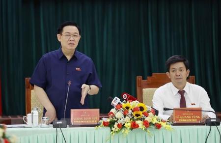 Chủ tịch Quốc hội làm việc với Ban Thường vụ Tỉnh ủy Quảng Trị