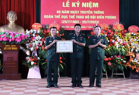Đoàn Thể dục thể thao BĐBP kỷ niệm 60 năm Ngày truyền thống