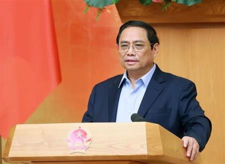 Bảo đảm đủ điện và xăng dầu phục vụ sản xuất, kinh doanh và tiêu dùng