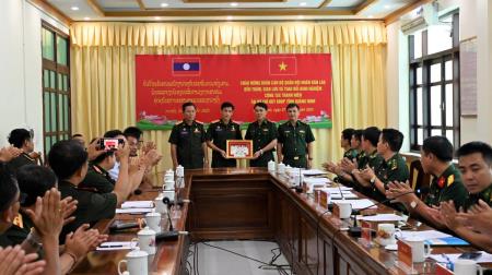 Trao đổi kinh nghiệm về công tác thanh niên giữa Bộ Chỉ huy BĐBP Quảng Ninh và Đoàn công tác Quân đội Nhân dân Lào