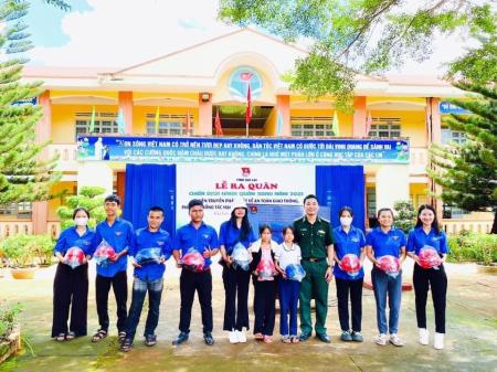 Tuổi trẻ BĐBP Gia Lai sôi nổi tham gia Chiến dịch “Hành quân xanh”